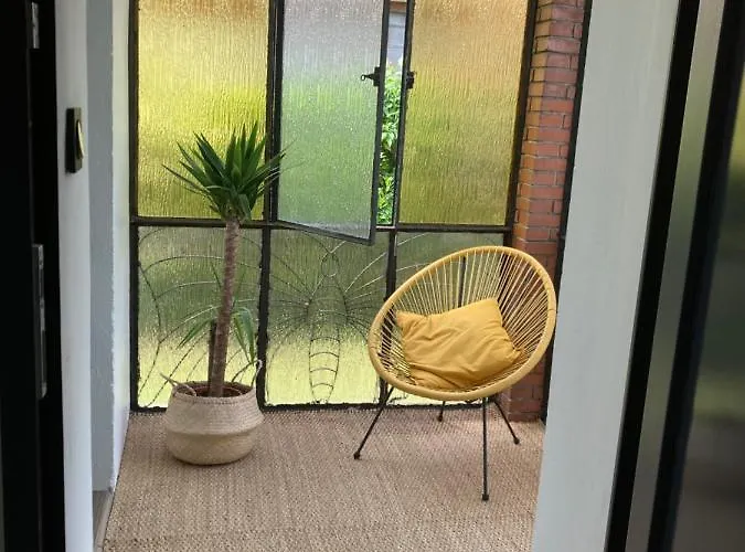 50 M2 T2 Au Calme, Lumineux, Confortable, Cosy, Climatisé, Privatif Avec Parking Gratuit Et Terrasse Hébergement de vacances