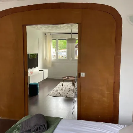 50 M2 T2 Au Calme, Lumineux, Confortable, Cosy, Climatise, Privatif Avec Parking Gratuit Et Terrasse 펜션 *